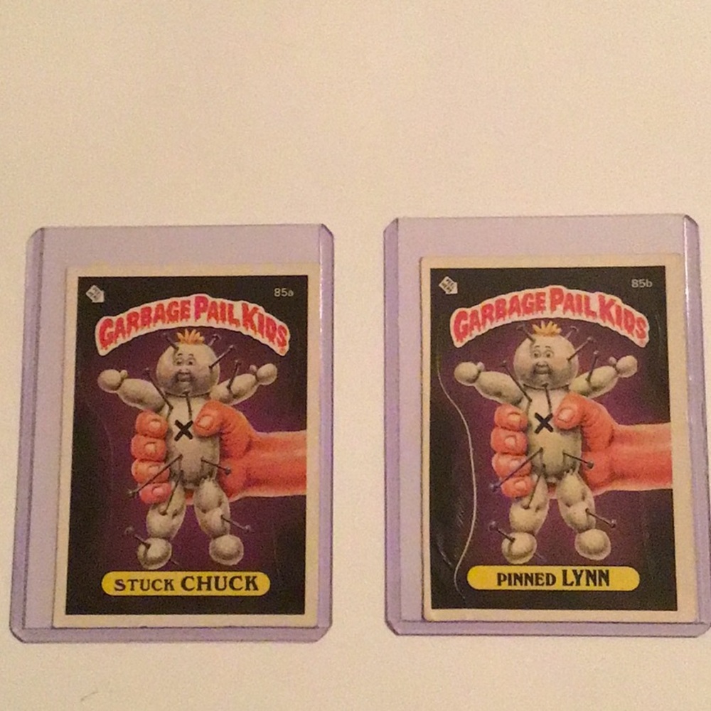Garbage Pail Kids Trading Cards - Stuck Chuck 85 a & Pinned Lynn 85 b